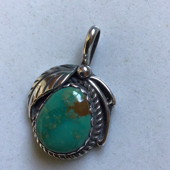 Navajo Indian Blue/Green Turquoise Pendant Sterling Silver - Picture 7 of 10
